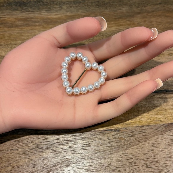 Elegant Heart Faux Pearl Scarf Ring Clip | Gold Tone Scarf Slide Buckle - Picture 3 of 10